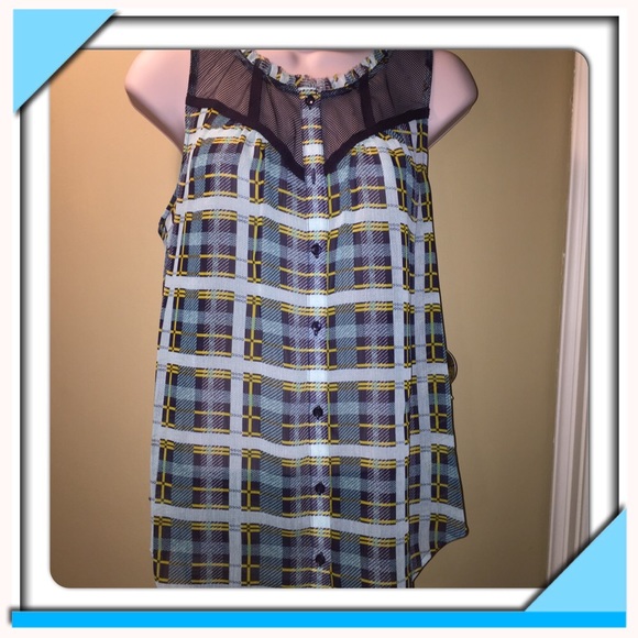 Bundled NWT Princess Vera Wang top - Picture 2 of 2