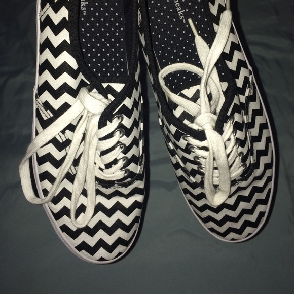 Striped black and white shoes