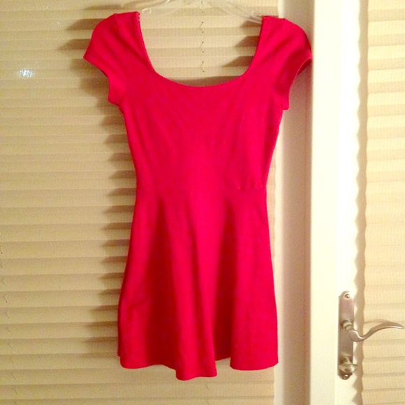 Red simple dress 8.5/10 quality