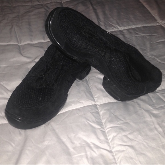 Black jazz shoes