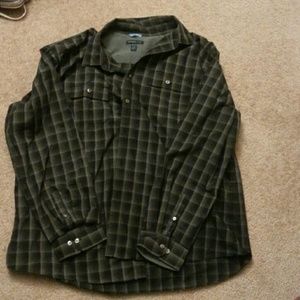 Long sleeve dress shirt