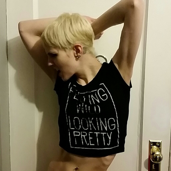 Feeling Wild Looking Pretty Crop Size S