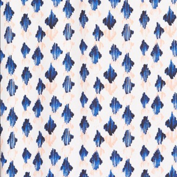 🙏🙏HELP ME FIND THIS TOP BT ASTR in a LARGE! - Picture 2 of 2