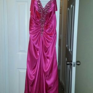 Pink prom dress very pretty!