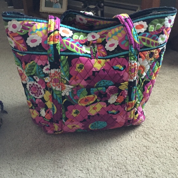 Vera Bradley tote!
