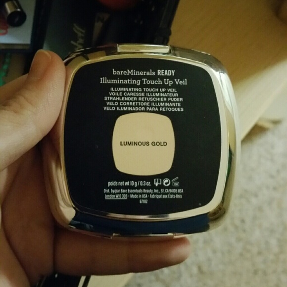 Bare Minerals LE Illuminating Touch Up Veil