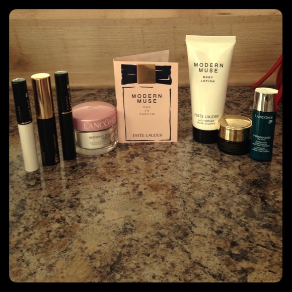 Free gifts!
