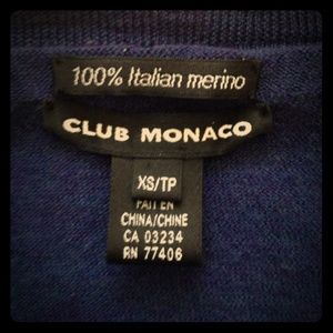 100% Merino Wool V-Neck Sweater