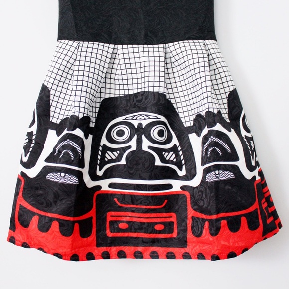 [SOLD] Jacquard Dress - Picture 4 of 4