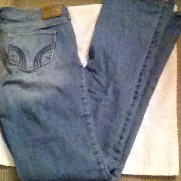 Great condition!! Hollister jeans