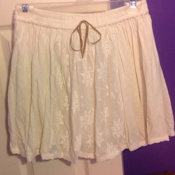White Lacey skirt from asos size 6