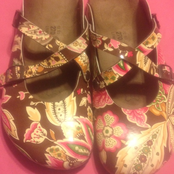 New super trendy rare Birkenstock Birki shoes