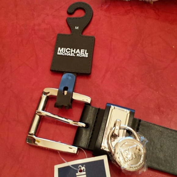 Nwt michael kors belt size medium