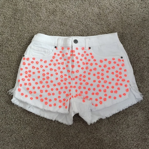 Victoria's Secret High Waist Short - Picture 1 of 3