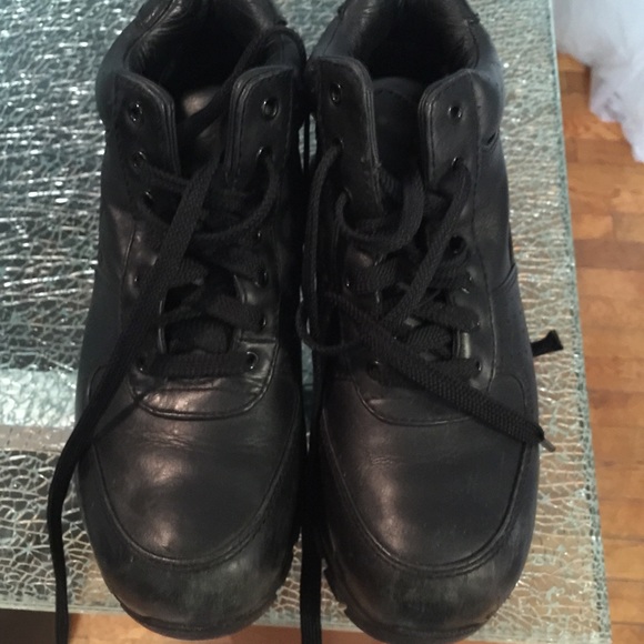 nike black duty boots