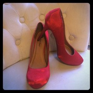 M by Michael Antonio Red Satin Pumps