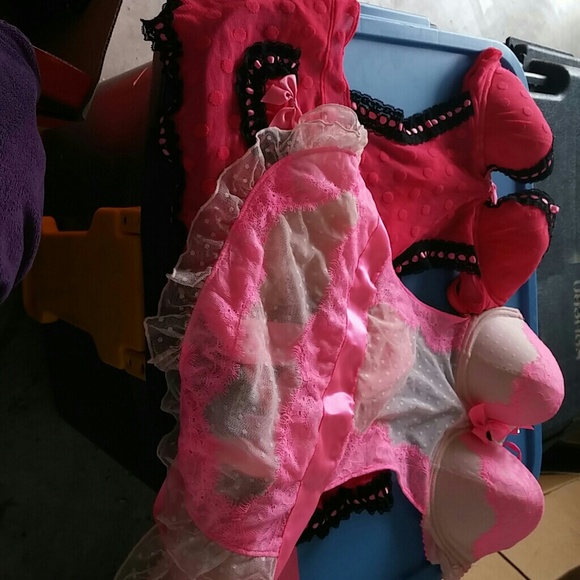 Victoria Secret lingerie 34B $20ea