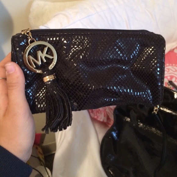 Michael kors make up bag