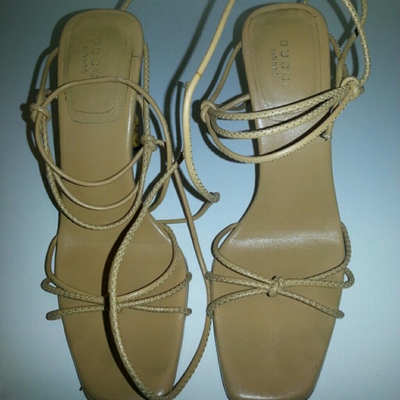 ! Gucci scrappy sandals