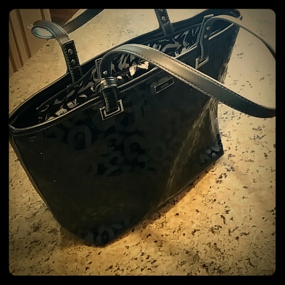Nine west handbag with cheetah print