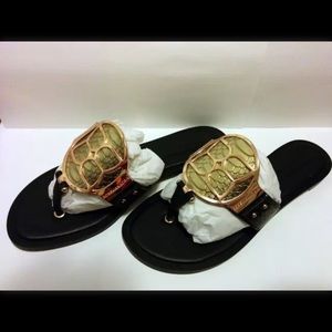 BCBG MAXAZRIA FLIP FLOPS SANDALS 6B