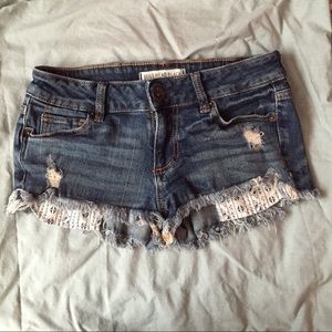 Bullhead Black low rise shorts