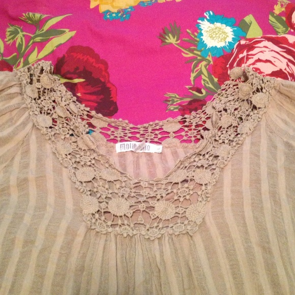 ❌SOLD❌Taupe crochet boho dress - Picture 2 of 3