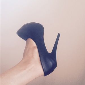 Red bottoms
