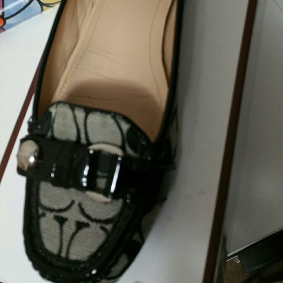 Authentic Coach Flats Size 9