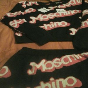 Moschino  barbie  jeremy  Scott