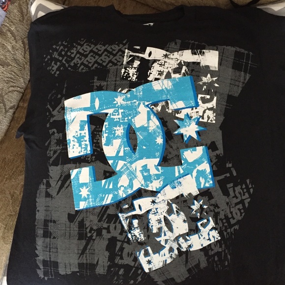 DC T-shirts for boys -size medium