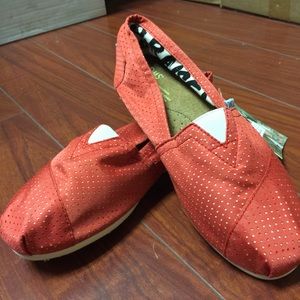 TOMS brand new in box