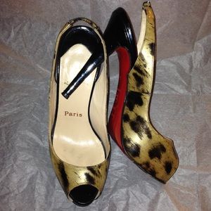 Signed! Christian Louboutin Lady Sling peep toe