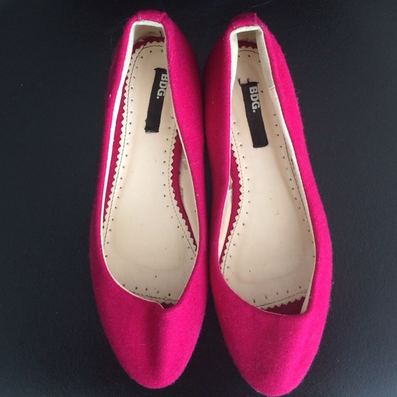 Urban outfitters pink ballet flats