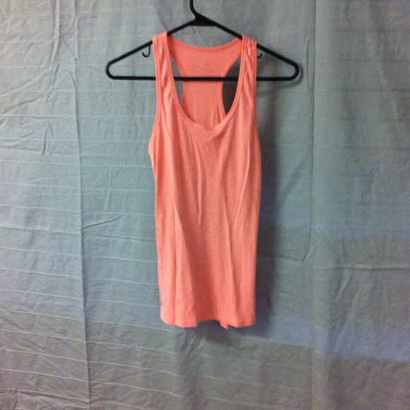 Medium peach tank top