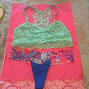 Bundle Bralette set & Purple Bra