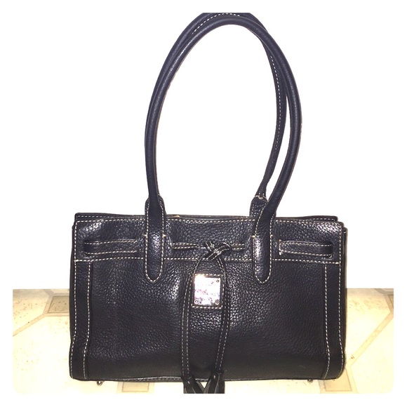 🎉FLASH SALE🎉AUTHENTIC Black leather Dooney&Burke