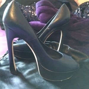 YSL NAVY PEEP TOE 👑
