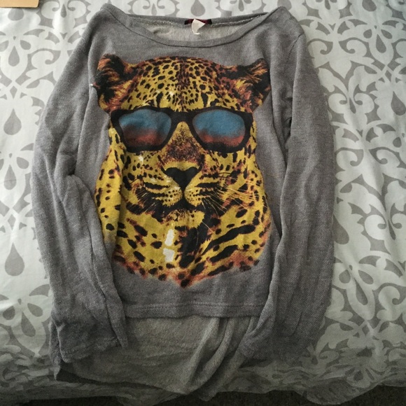 Shirt - Picture 2 of 2
