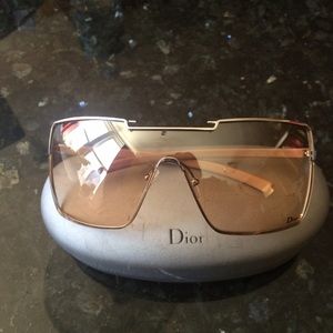 ❌SOLD❌ Authentic Christian Dior aviator sunglasses