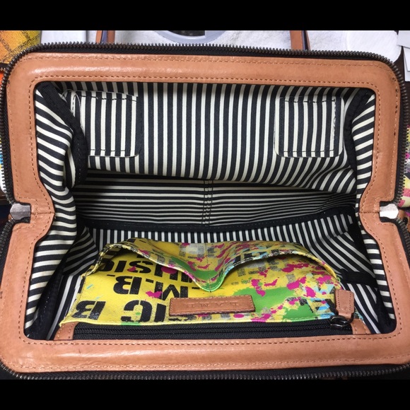 Alexander McQueen Skull Ring - Picture 4 of 4