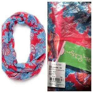 NWT Lilly Pulitzer infinity loop scarf coralina