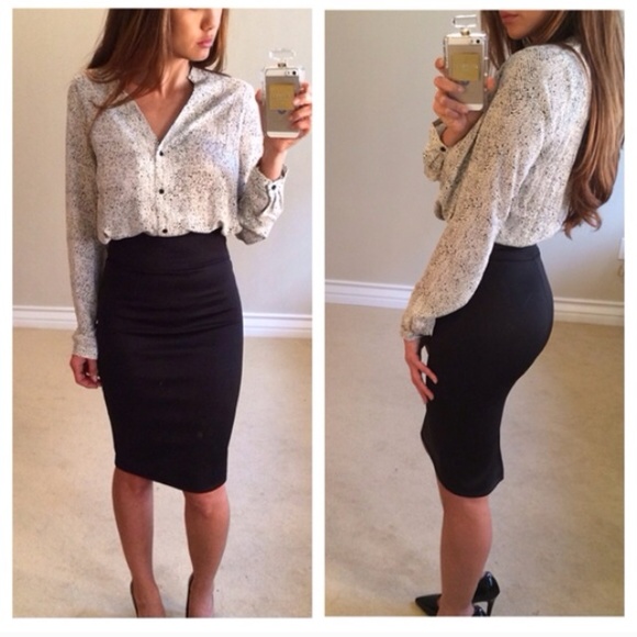 • SOLD • Black Midi Skirt S - Picture 4 of 4