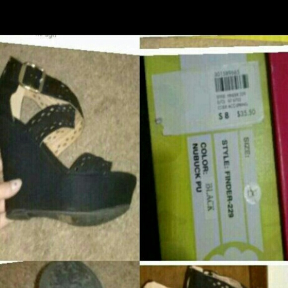 Black wedges