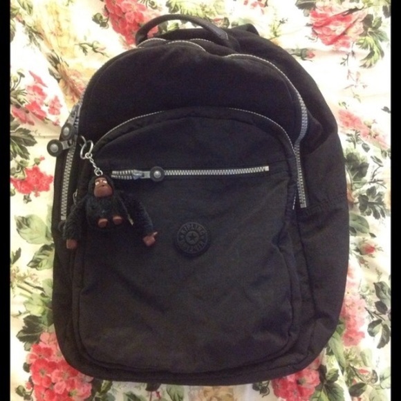 kipling backpack (hold)