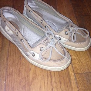hardly worn Sperry!