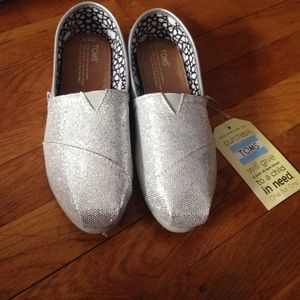 new toms!