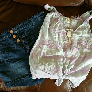 High wasted denim shorts!