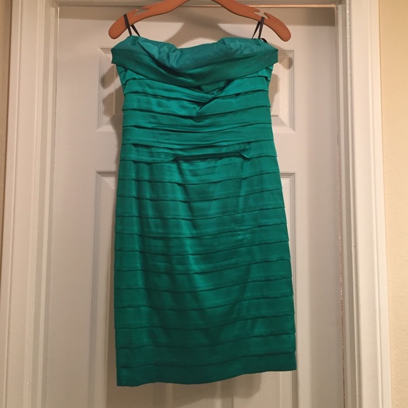 BCBG emerald green cocktail dress