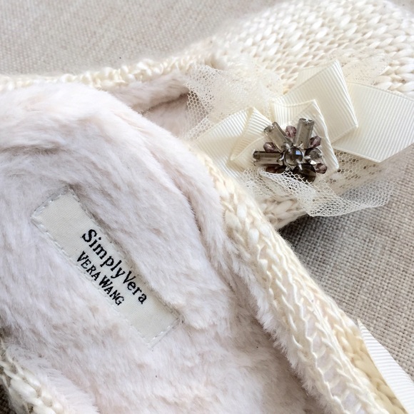 vera wang house slippers vera wang vera wang slippers from s closet on poshmark vera wang house slippers vera wang vera wang slippers from s closet on poshmark